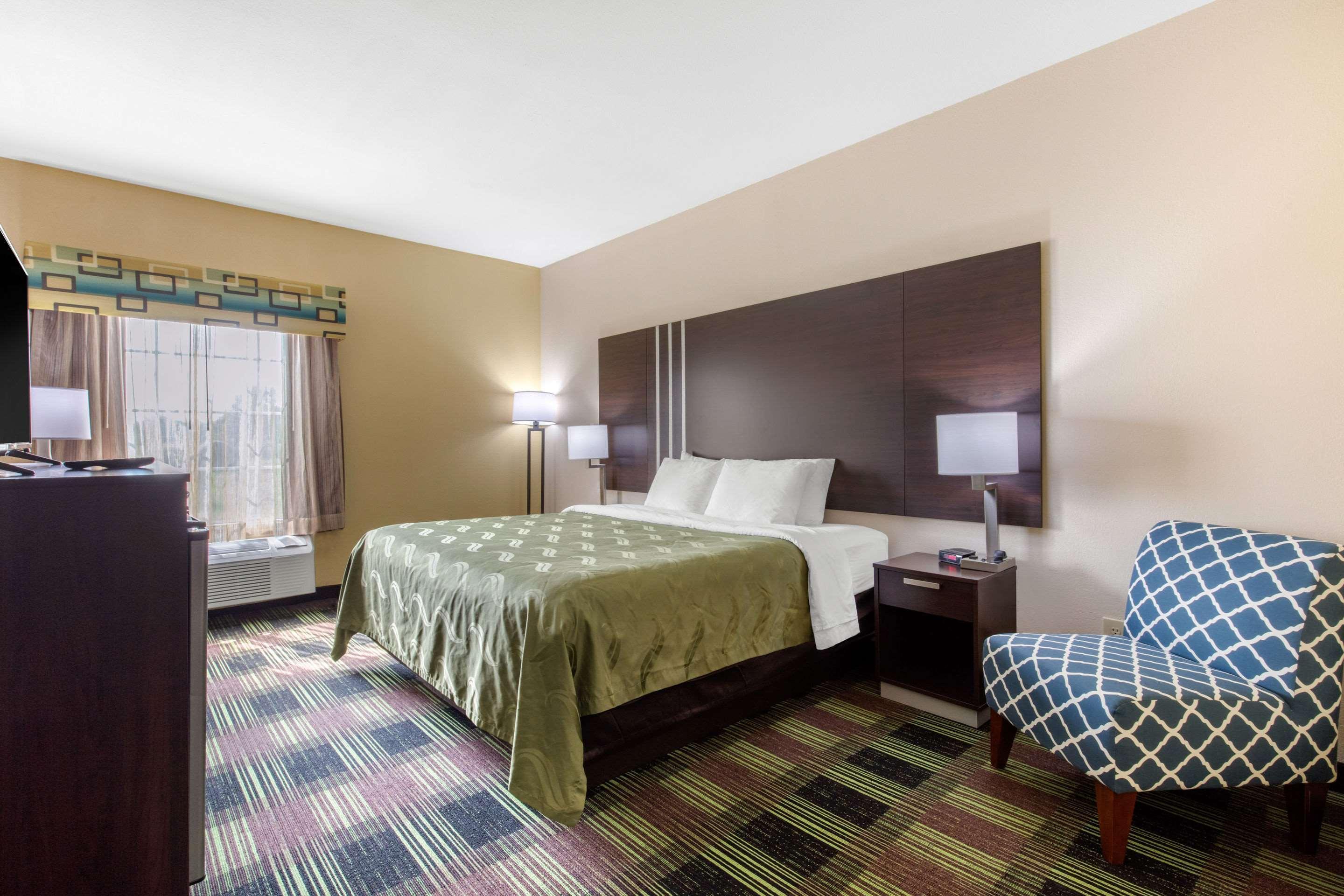 Quality Inn カディス  エクステリア 写真