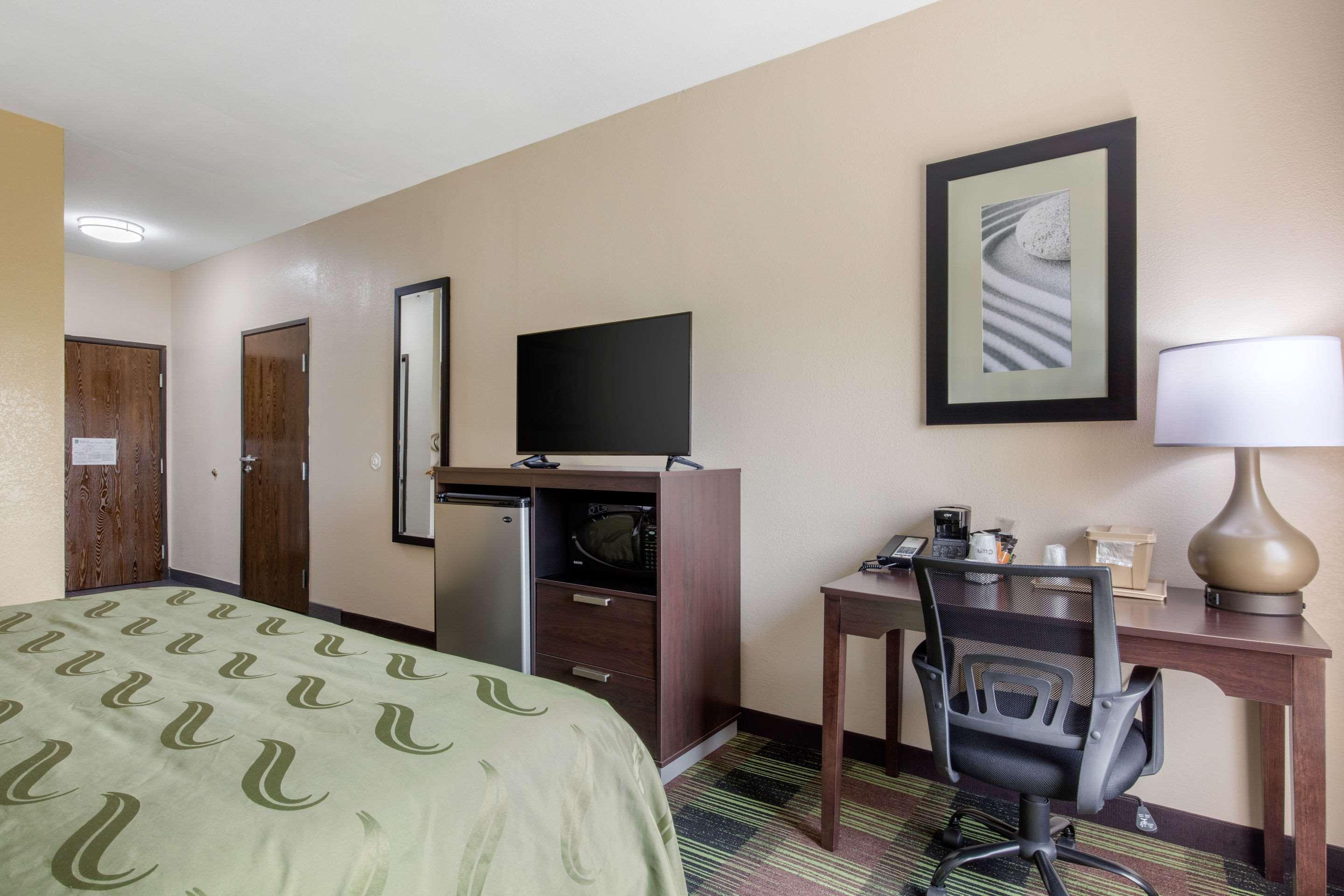 Quality Inn カディス  エクステリア 写真