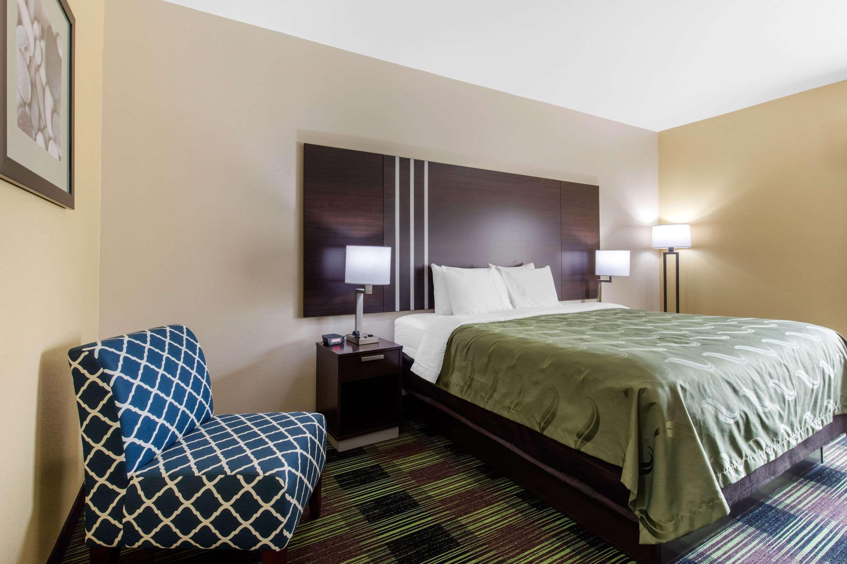 Quality Inn カディス  エクステリア 写真