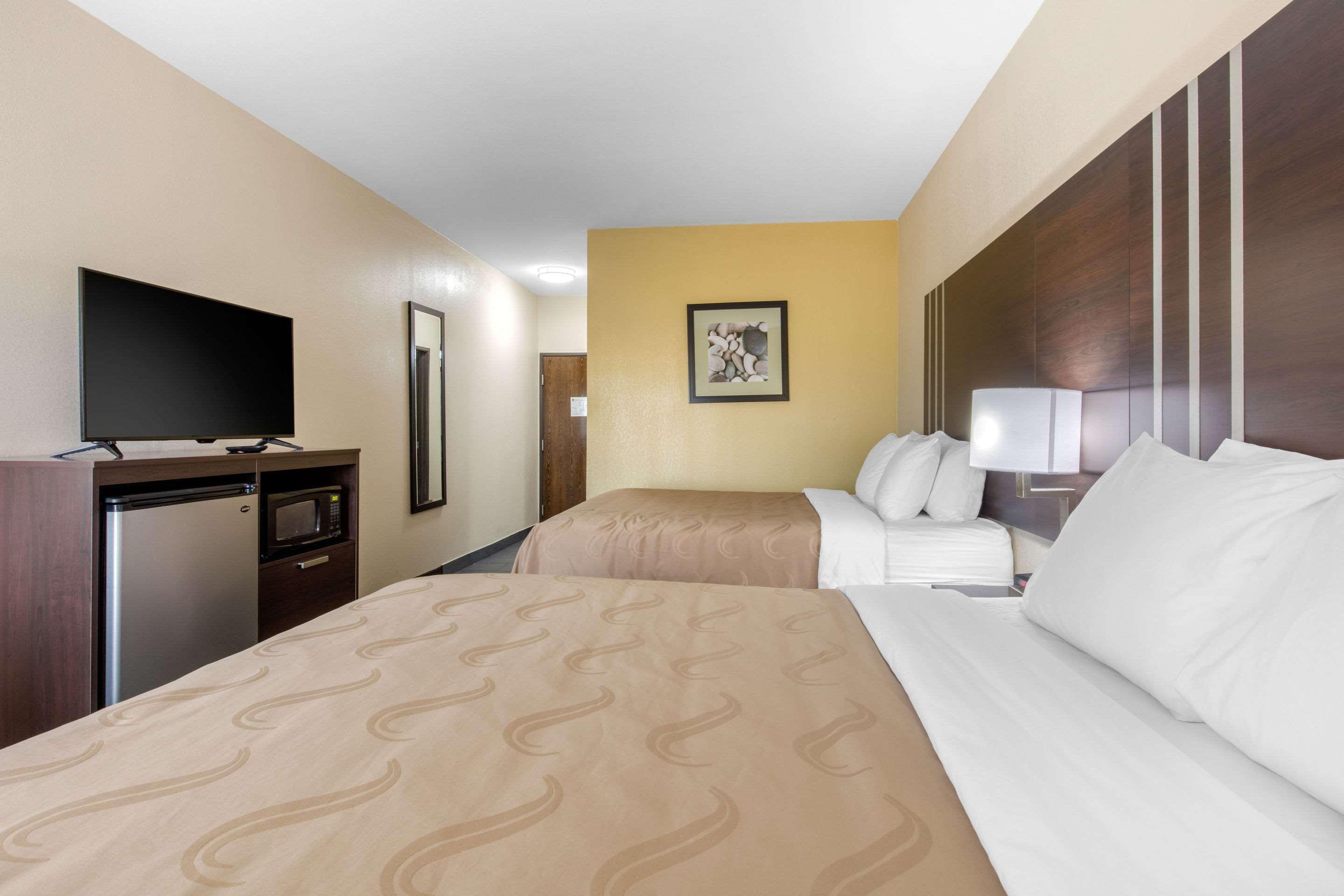 Quality Inn カディス  エクステリア 写真