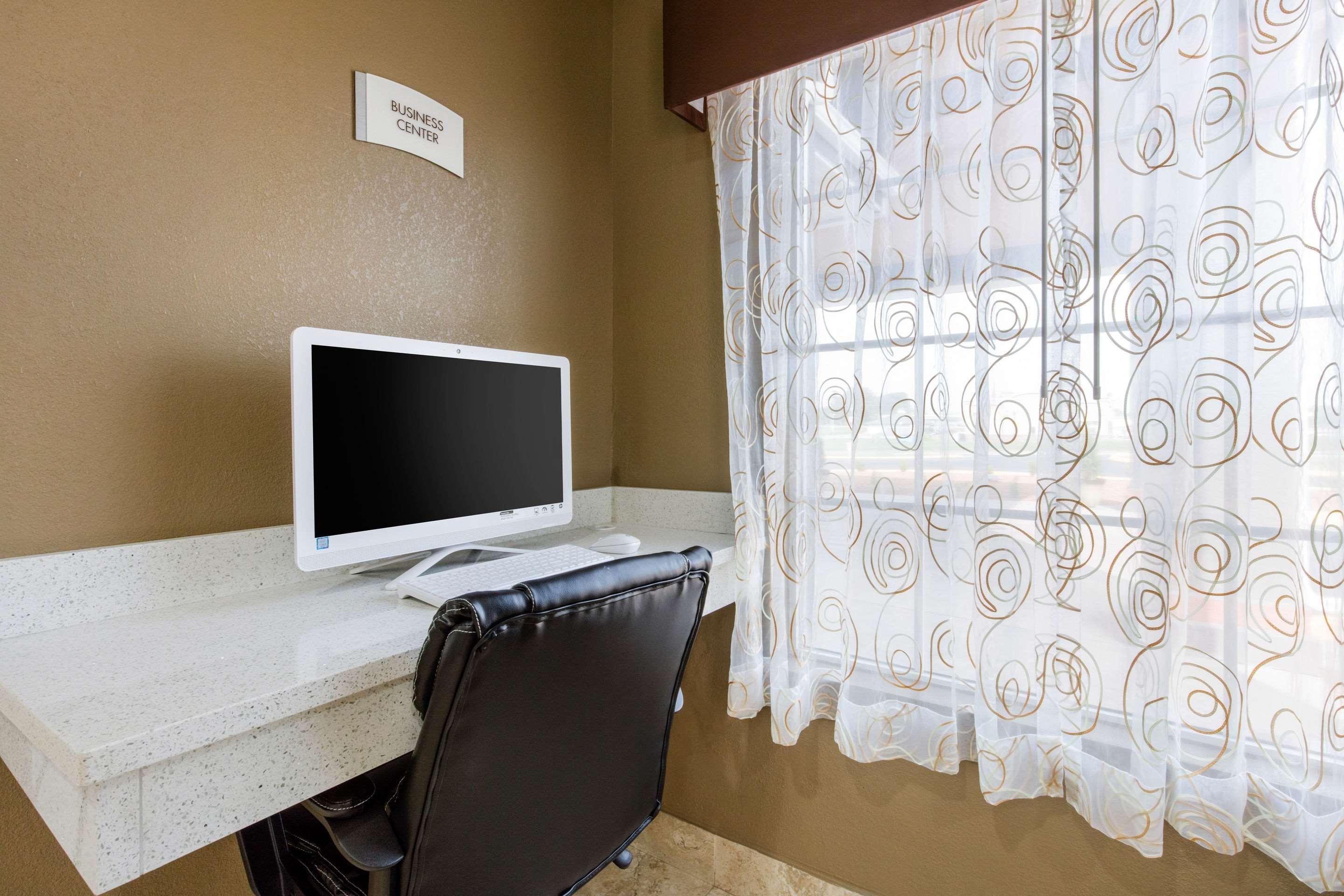Quality Inn カディス  エクステリア 写真