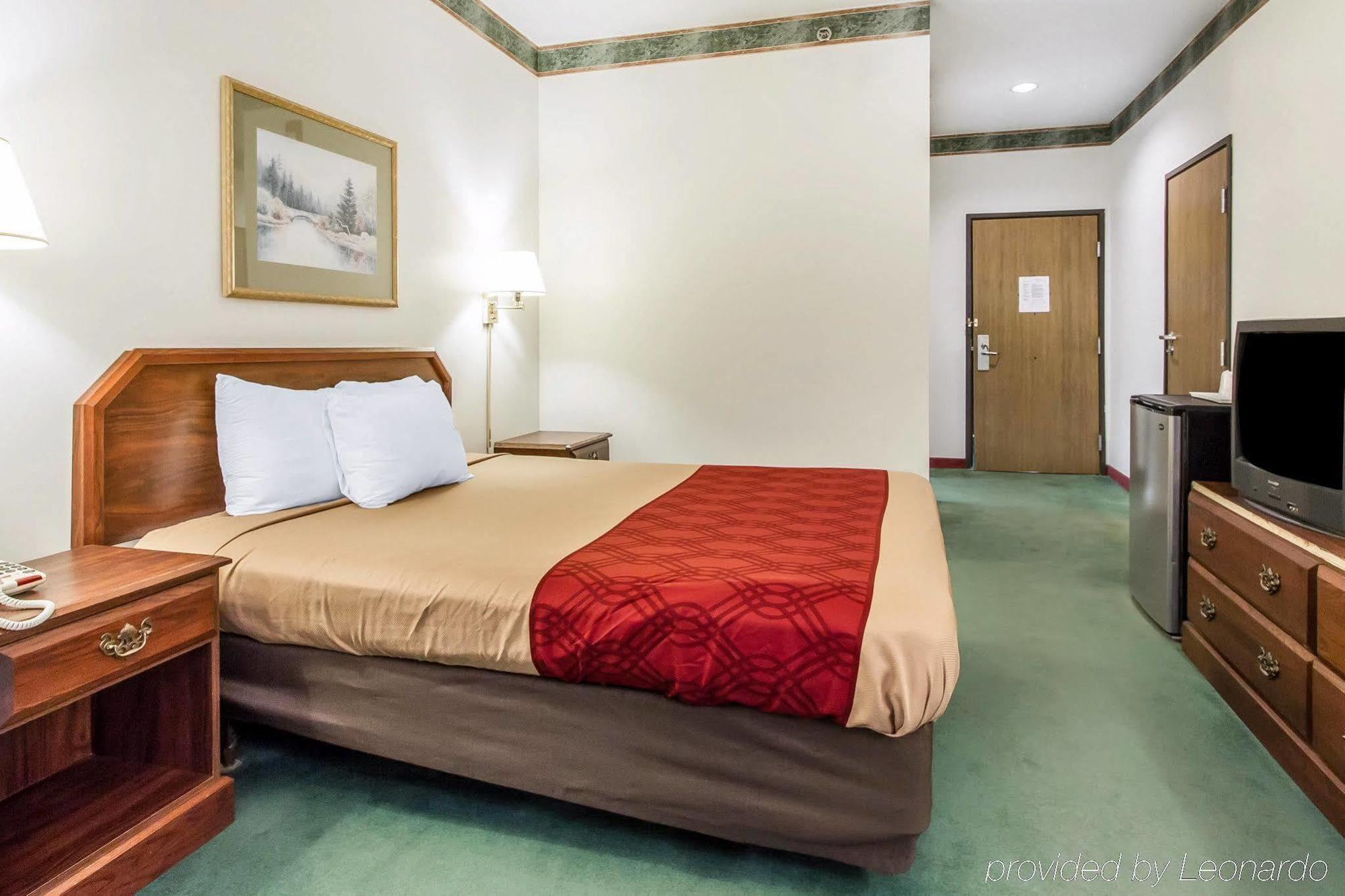 Quality Inn カディス  エクステリア 写真