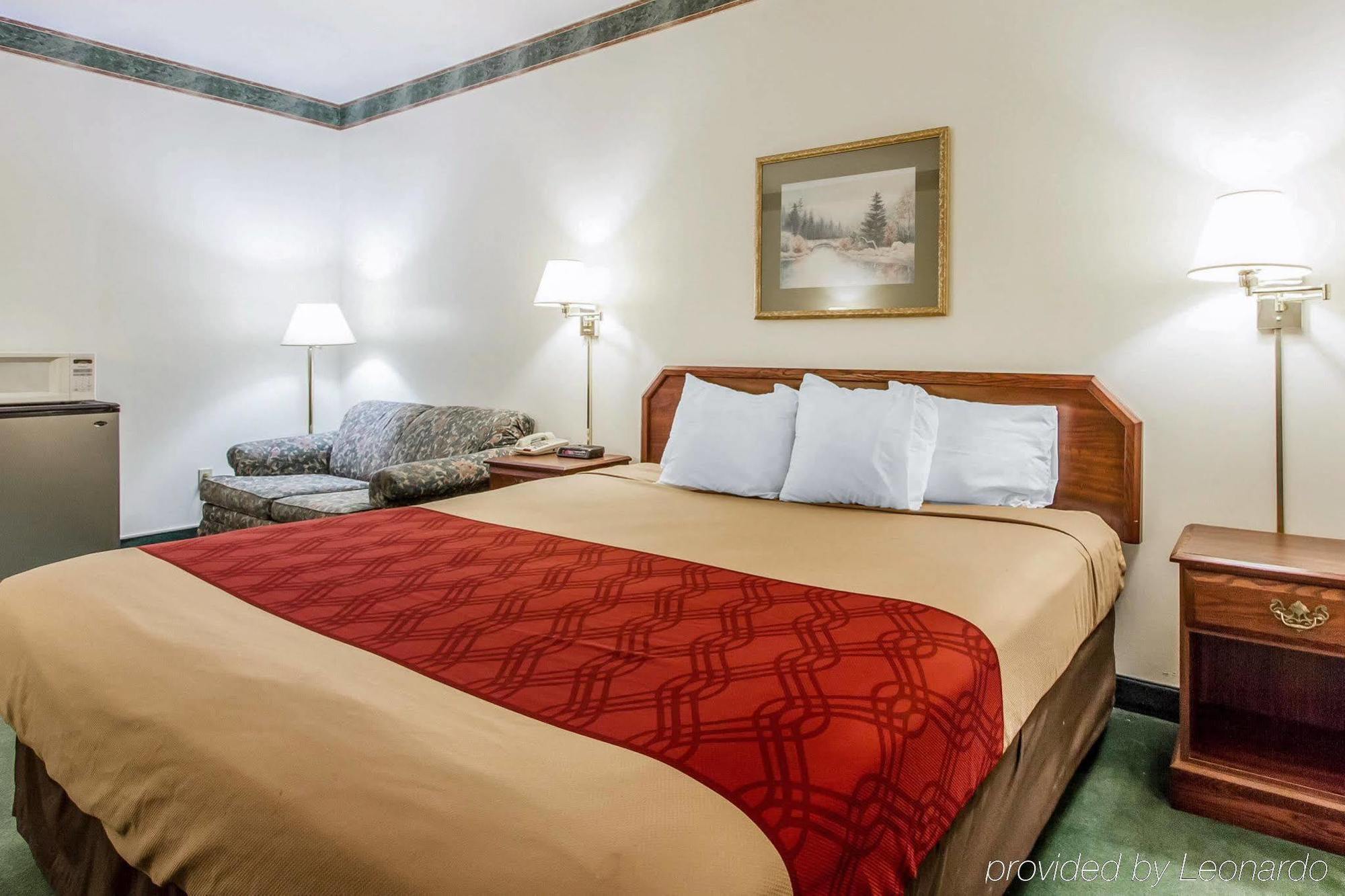Quality Inn カディス  エクステリア 写真