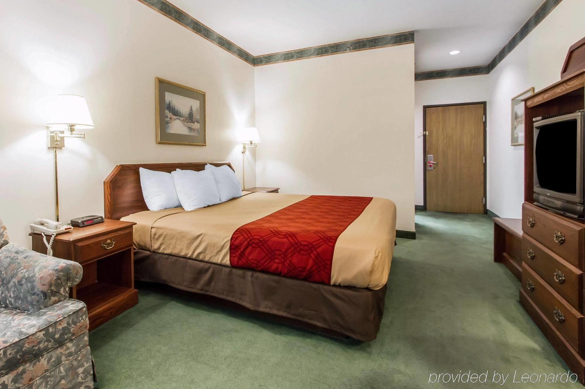 Quality Inn カディス  エクステリア 写真