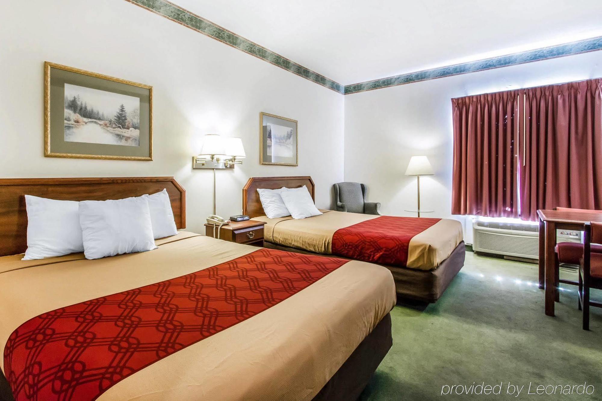 Quality Inn カディス  エクステリア 写真